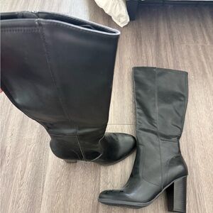 Black Knee-High Women's Boots